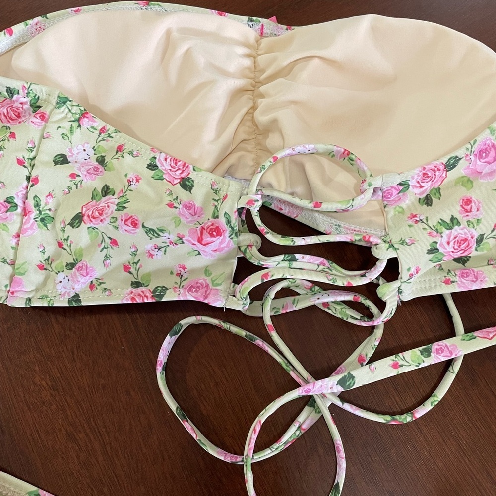 Zaful floral print bandeau bikini swimsuit with a cinched bowknot and bottom M - Picture 3 of 5